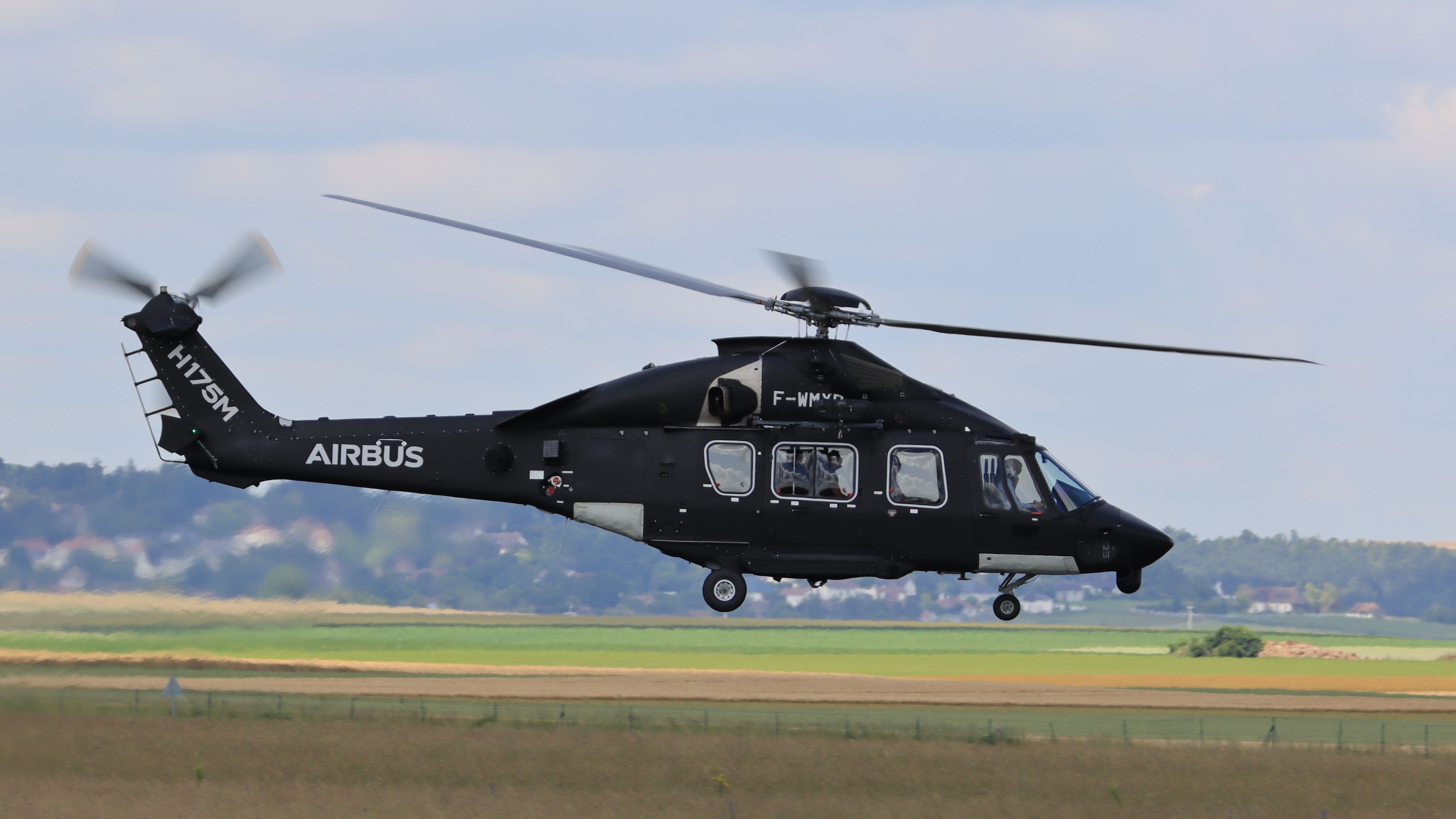 Eurocopter H175 (F-WMXB)