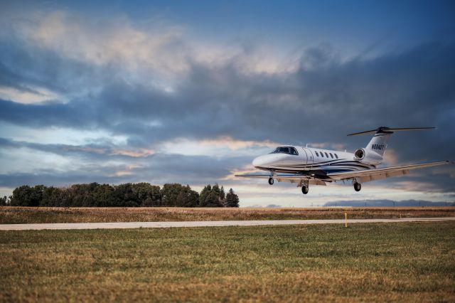 Cessna Citation CJ4 (N684DT)
