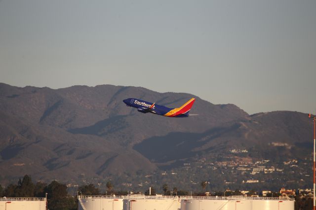Boeing 737-700 (N951WN)