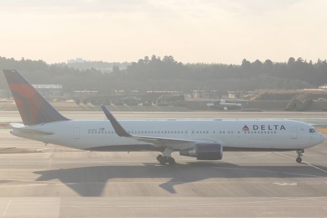 BOEING 767-300 (N171DZ)