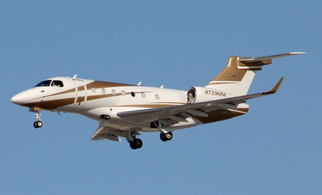 Gulfstream Aerospace Gulfstream V (N729MM) - Mandalay Resort Group Embraer EMB-550 Legacy 500 (N729MM) on final approach to LAX Runway 25L. (01/01/16)