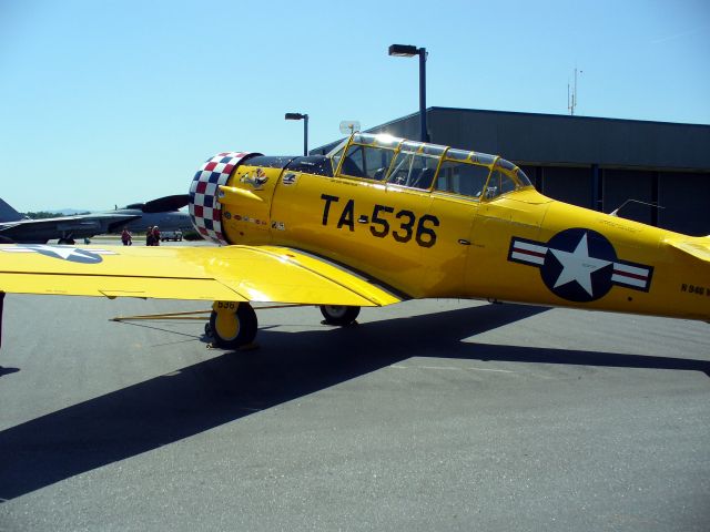 North American T-6 Texan (N946WF)