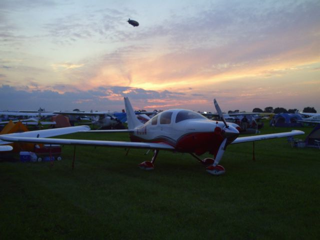 Cessna 400 (N1310M) - 2010 Airventure