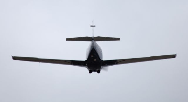 Mooney M-20 (N205AD) - Built for speed. Aircraft is based at RELIANT AIR, where you find the lowest fuel price on the Danbury (KDXR) airport.