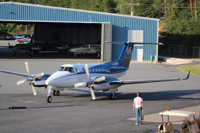 Beechcraft Super King Air 350 (N860UP)