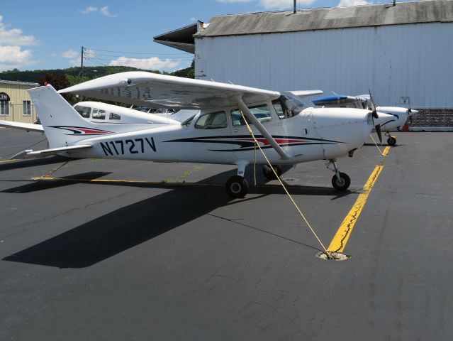 Cessna Skylane (N1727V)