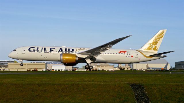 Boeing 787-9 Dreamliner (A9C-FA) - BOE858 on short final to Rwy 34L to complete a ferry flight from OBKH (via KBFI) on 4.9.18. (ln 689 / cn 39996).