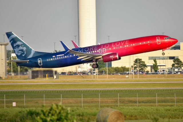 Boeing 737-900 (N493AS) - 23-R 06-30-22