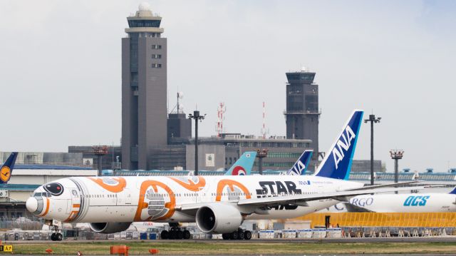 BOEING 777-300 (JA789A) - “BB-8 ANA JET” LIVERYbr /I photographed it in a Narita Sakuranoyama Park.br /All Nippon Airways / Boeing 777-381/ERbr /Apr.09.2016 Narita International Airport [NRT/RJAA] JAPAN