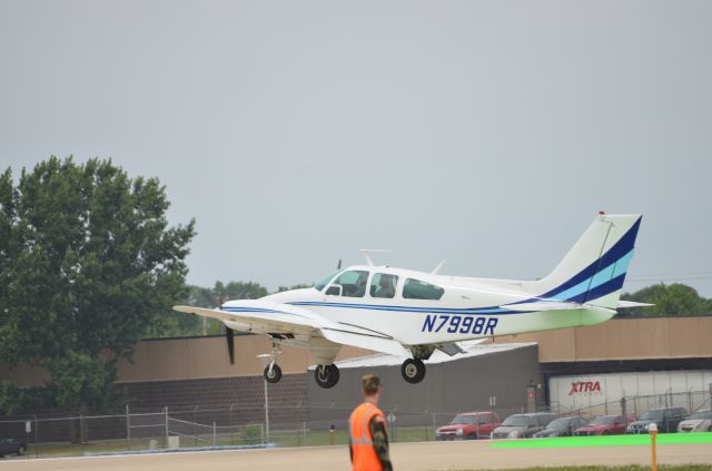 Beechcraft 55 Baron (N7998R) - AirVenture 2014