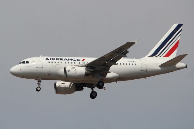 Airbus A318 (F-GUGL) - 21 aout 2019