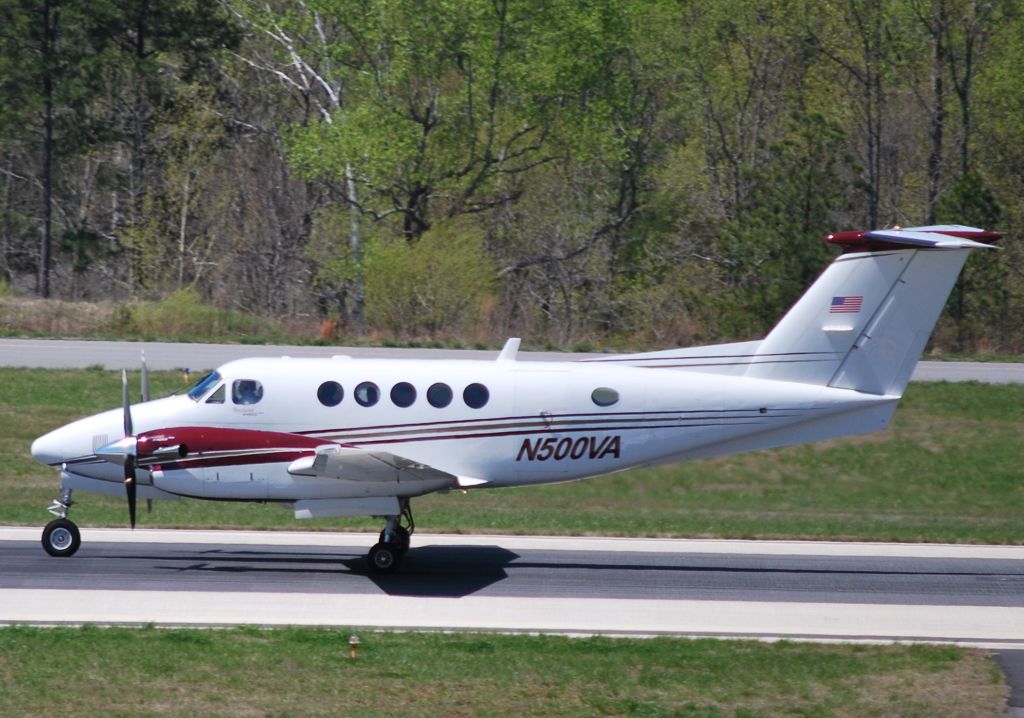 Beechcraft Super King Air 200 (N500VA) - WEATHERBELL AVIATION LLC departing 20 at KJQF - 4/6/11