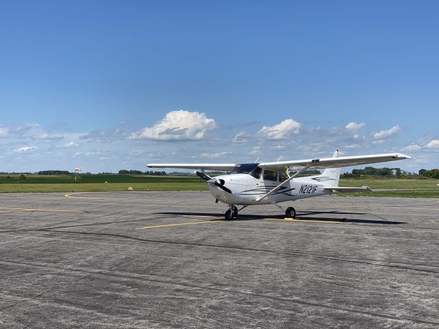 Cessna Skyhawk (N2121F) - CFII Complete!