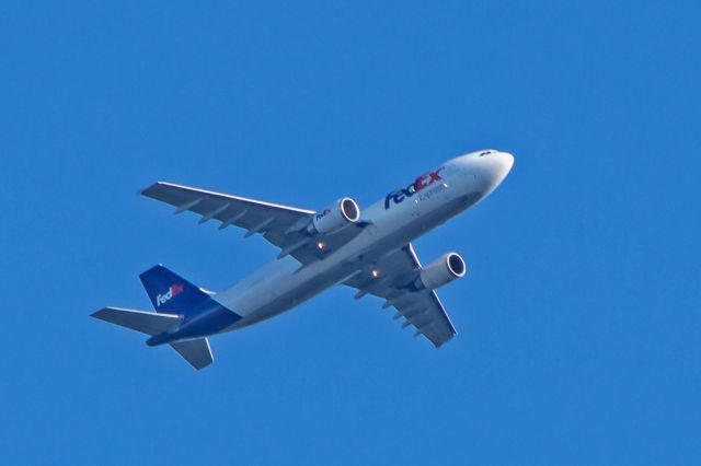 Airbus A300F4-600 (N684FE) - Subject aircraft photographed on 30-Oct-2018 at 0901HrsEDT, operating as FDX1747/FX1747, enroute to Newark, NJ, (EWR, KEWR), from Windsor Locks, CT, (BDL, KBDL).