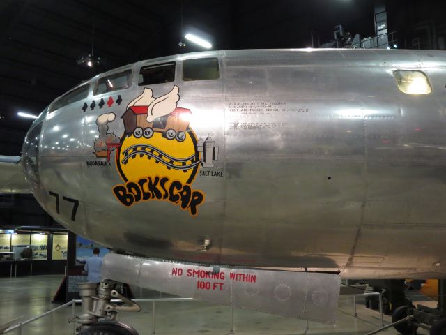 Boeing B-29 Superfortress (4427297) - Silver Plate "BOCKSCAR"