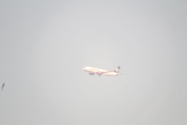 Airbus A320neo (XA-VSD) - Aterrizaje frustrado, go around