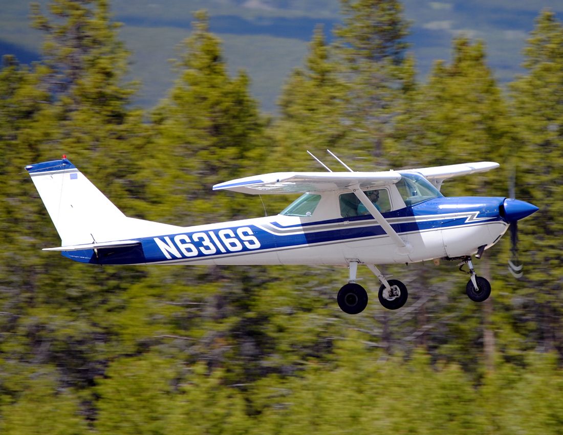 Cessna Commuter (N6316S) - Very rare to see a Cessna 150 at the highest airport in North America!  Especially one carrying two people on-board!!