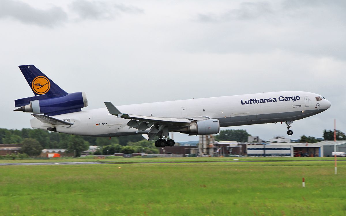 Boeing MD-11 (D-ALCM) - lufthahsa cargo md-11f d-alcm about to land at shannon from jfk 10/7/17.