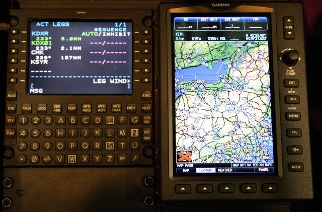Beechcraft Super King Air 200 (N351CB) - A very nice King Air 200, equipped with Collins ProLine21. Combination of FMS300 and Garmin 696 (nexrad weather) on the center console.
