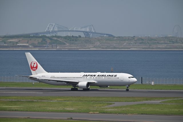 JA613J — - 28.Apr.2024br /Japan Airlines Boeing 767-346/ER (JA613J)br /Take off at LAW16L.