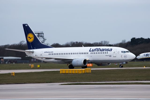 BOEING 737-300 (D-ABED) - DLH940 arriving from Frankfurt