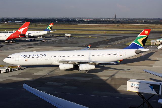 Airbus A340-300 (ZS-SXG)