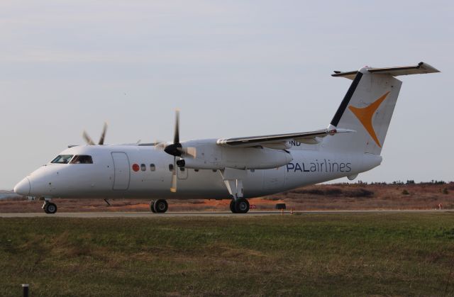 de Havilland Dash 8-100 (C-FDND)