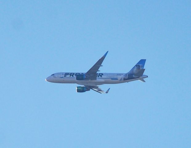 Airbus A320 (N236FR)