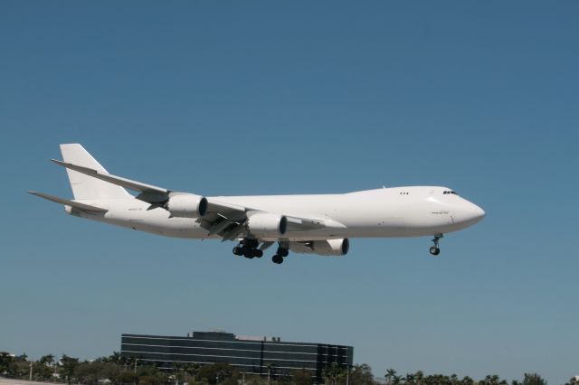 BOEING 747-8 (N859GT)