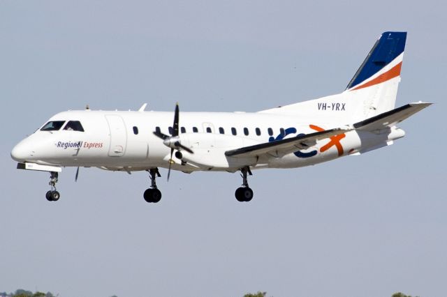 Saab 340 (VH-YRX) - On short finals for runway 05. Friday, 19th April 2013.