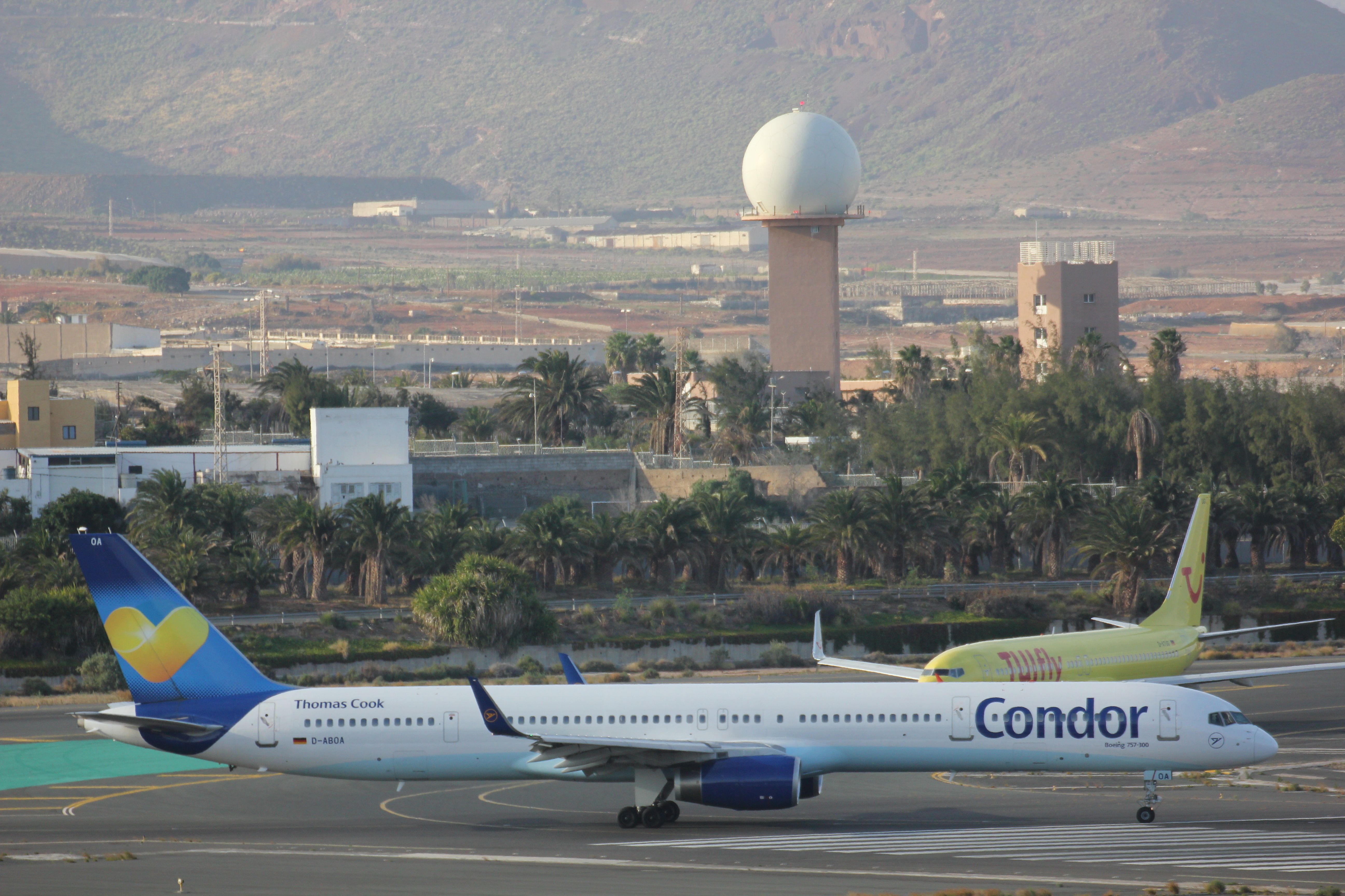 Boeing 757-200 (D-ABOA)