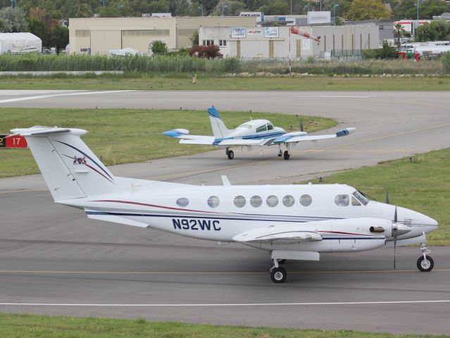 Beechcraft Super King Air 300 (N92WC)