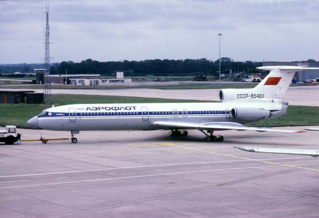 CCCP85400 — - C/n 80A400 Date during 1985.