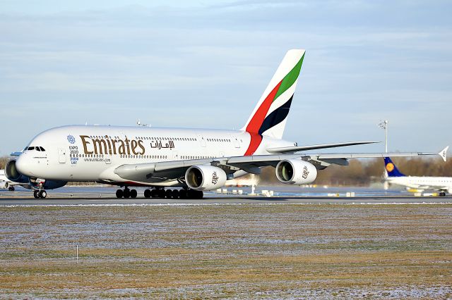 Airbus A380-800 (A6-EDF)