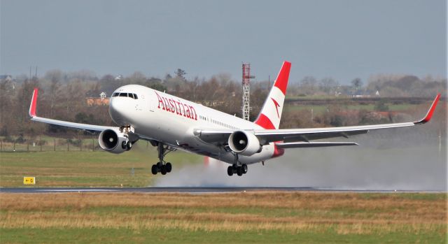 BOEING 767-300 (OE-LAY) - austrian b767-3z9er oe-lay dep shannon for vienna after paint by iac 12/3/20.