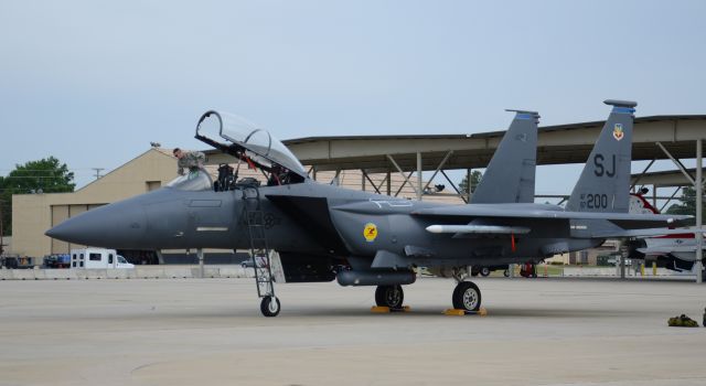 — — - Seymour-Johnson AFB F-15D at Shaw AFB SC