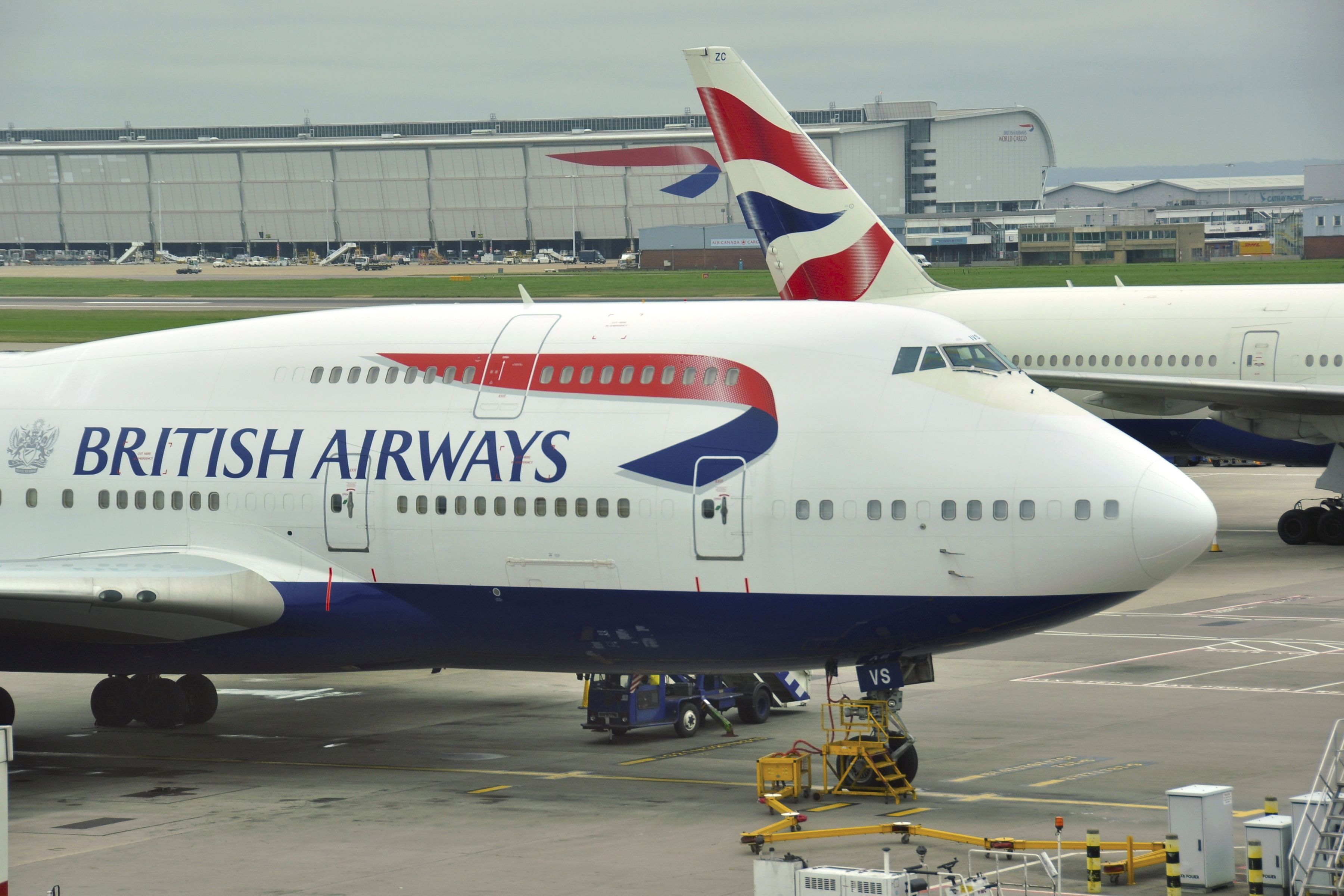 Boeing 747-400 (G-CIVS) - British Airways Boeing 747-436 G-CIVS in London Heathrow 