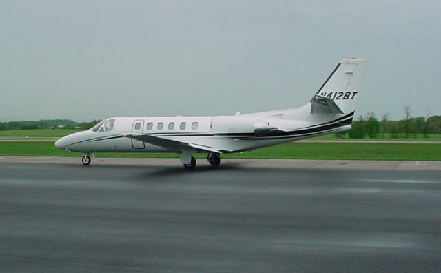 Cessna Citation II (N412BT) - Taxiing on 4/28/09