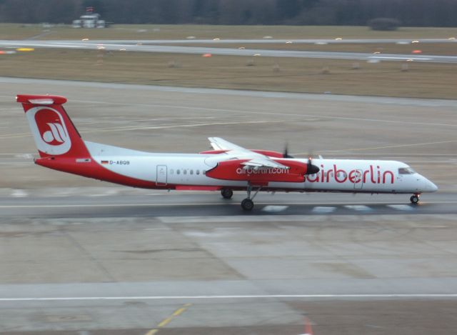 de Havilland Dash 8-400 (D-ABQB)
