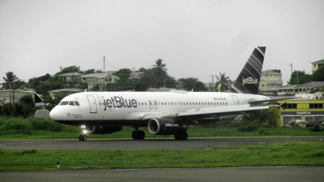 Airbus A320 (N794JB)