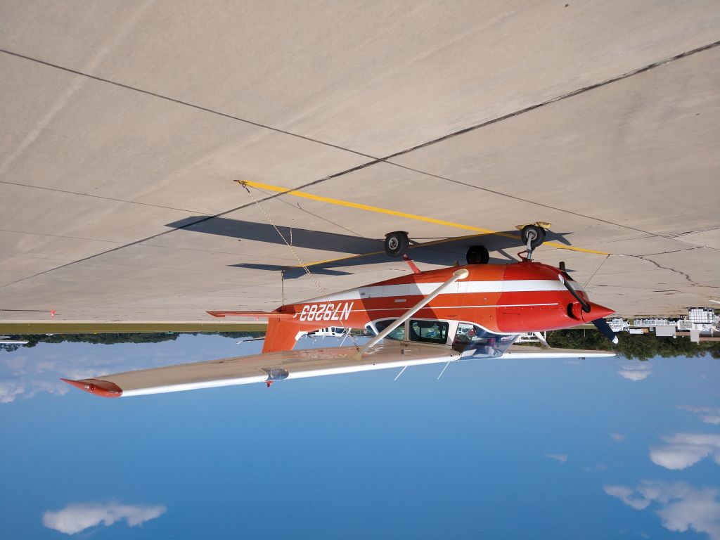Cessna Skyhawk (N79283) - Bradley Flying Association