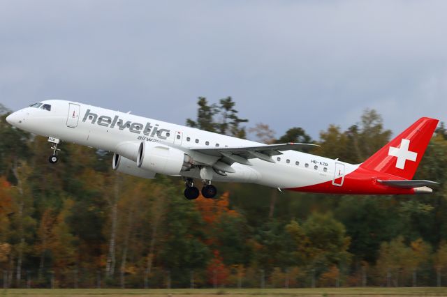 Embraer E190-E2 (HB-AZB)