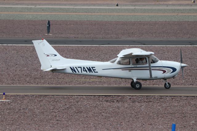 Cessna Skyhawk (N174ME)