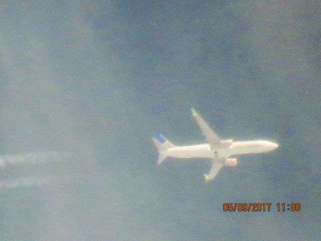 Boeing 737-900 (N75432)