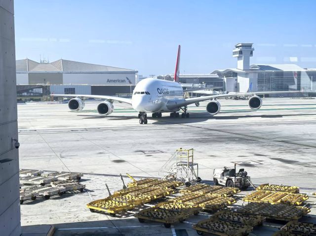 Airbus A380-800 (VH-OQA)