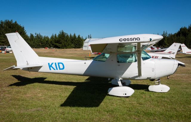 Cessna 152 (ZK-KID)
