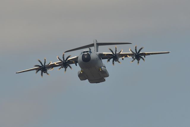 AIRBUS A-400M Atlas — - 04-20-24 Thunder over Louisville