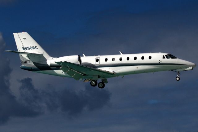 Cessna Citation Sovereign (N696HC)