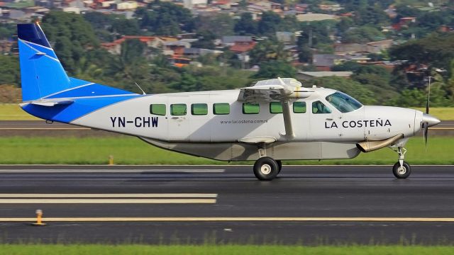 Cessna Caravan (YN-CHW) - Cessna Caravan 208 Taking off RWY 25 MROC 