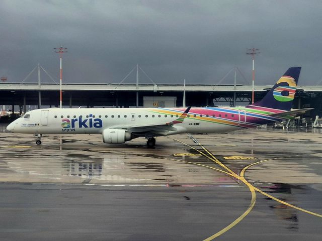 EMBRAER 195 (4X-EMF)